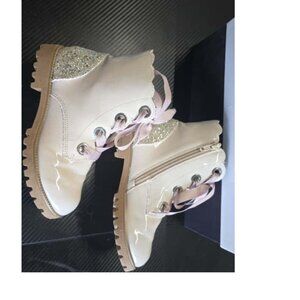 ✨ Happily Grey Girls Glitter Combat Boots – Size 1 – Like New ✨